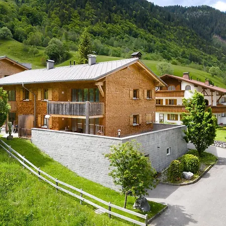 Penthouse Mountain View By A-appartments *
